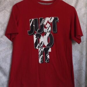 Nike Junior “Just Do It” T-Shirt L